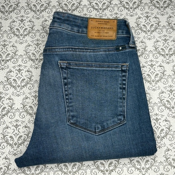 Lucky Brand Lolita Boot Cut Jeans, 8/29 - Picture 4 of 11